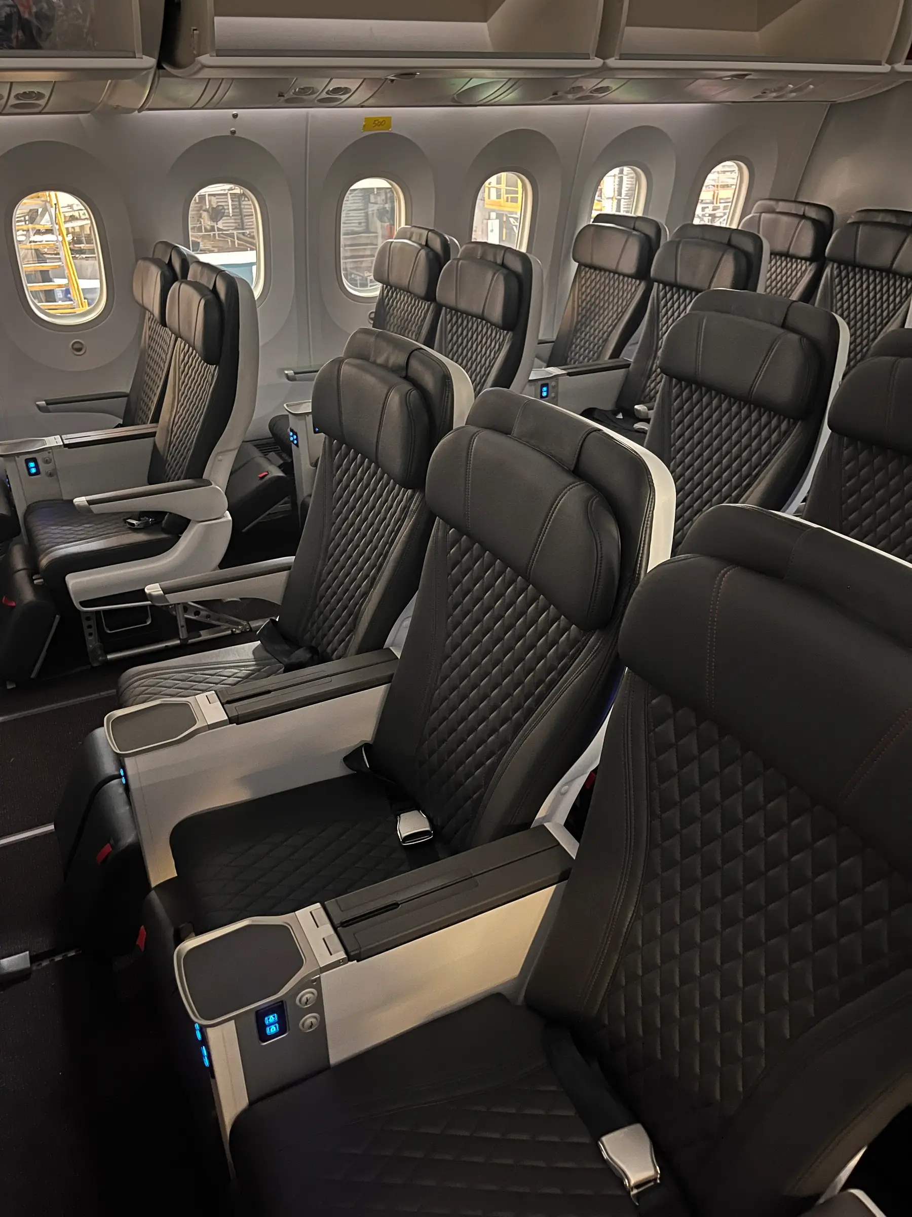 Jetstar's new 787 Business Class