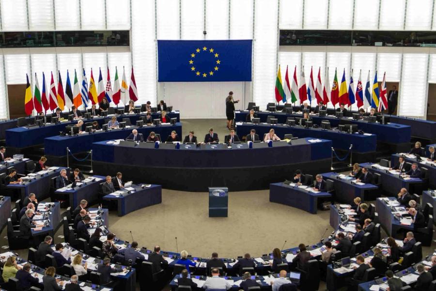 EU government meeting under EU flag