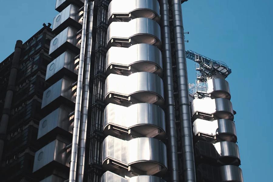 Fossil fuel building