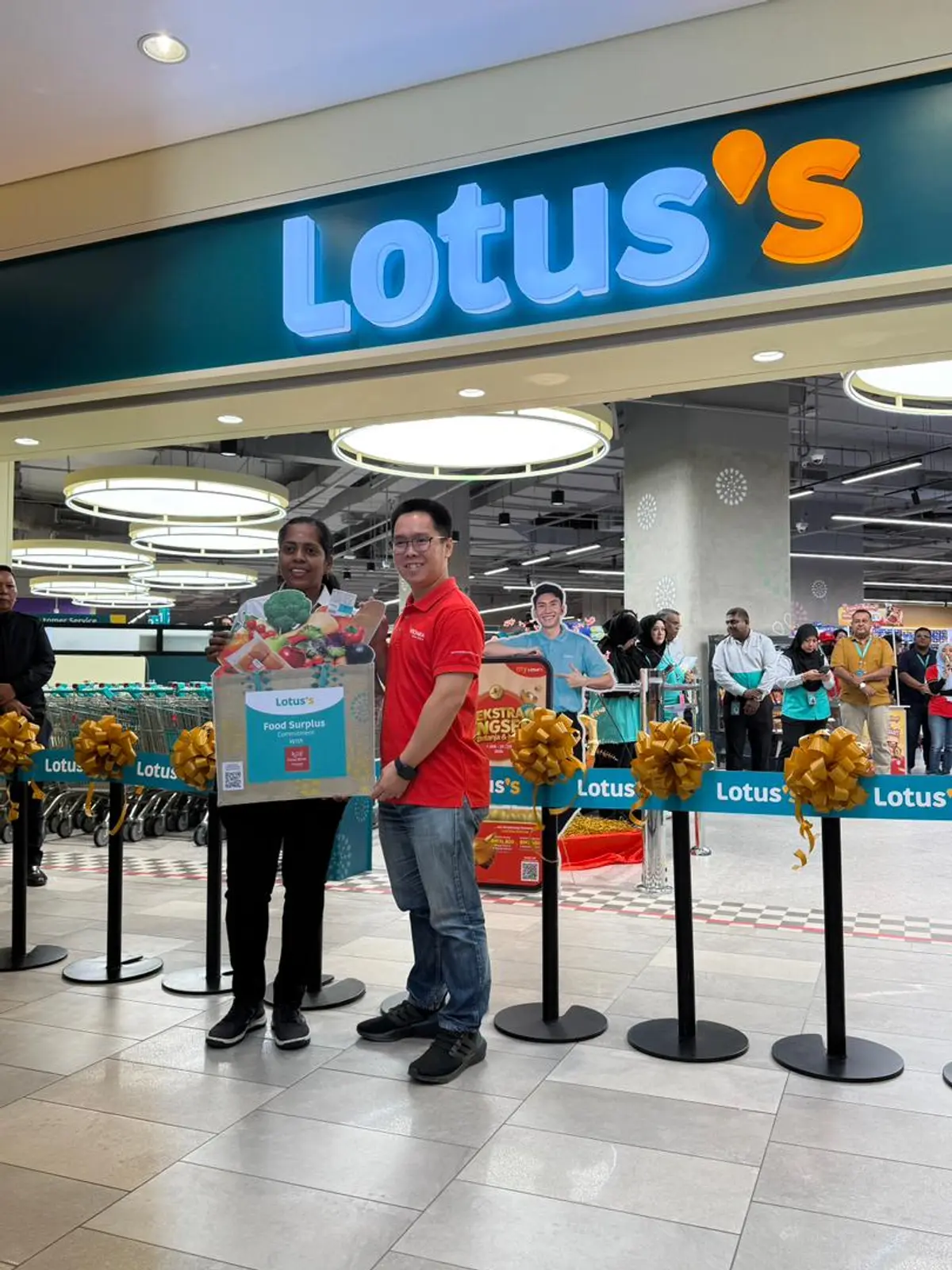 Lotus’s Malaysia Opens LRT-Connected Neighbourhood Store at Datum Jelatek