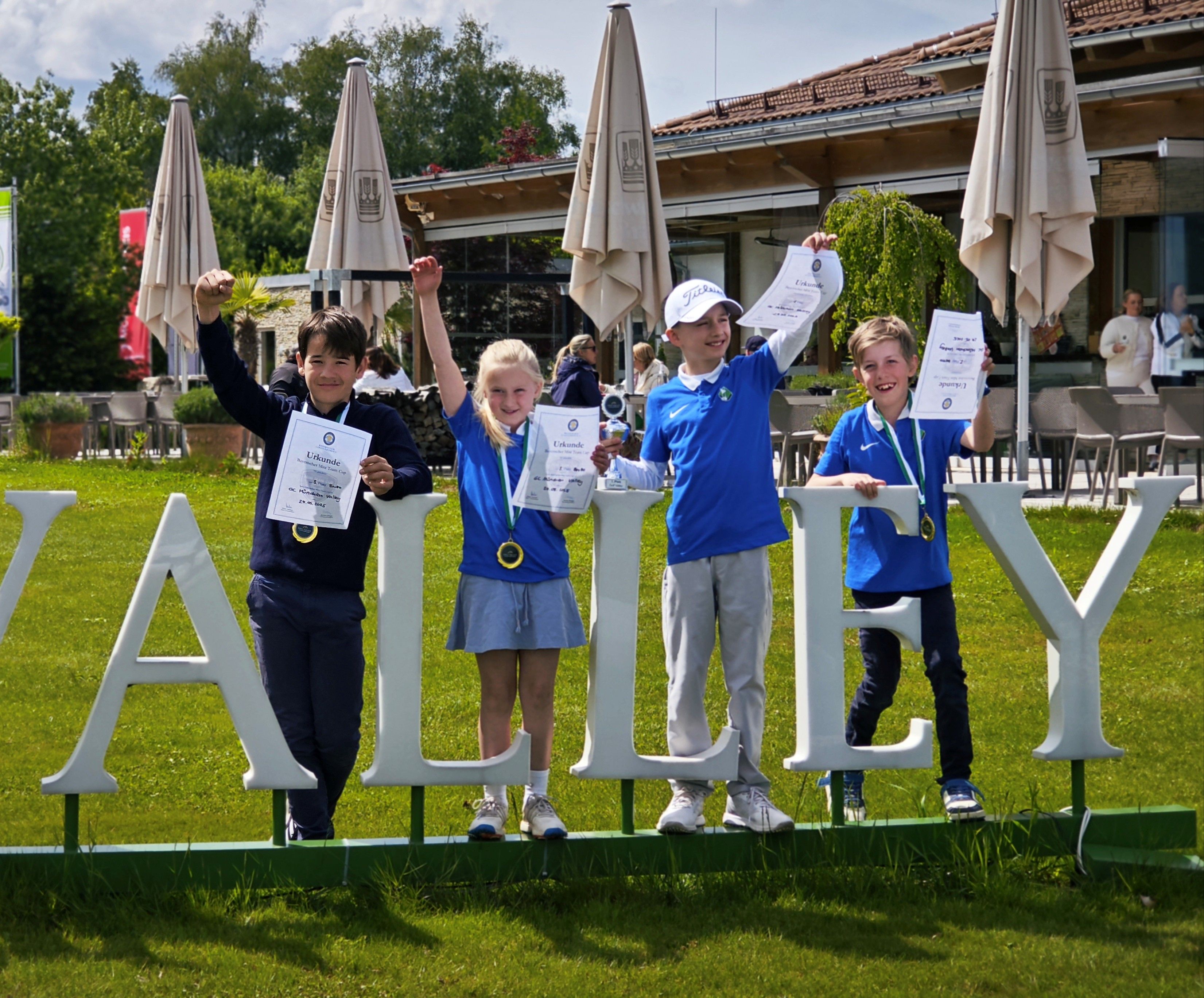 Cover Image for Dreifach-Sieg für unsere Teams