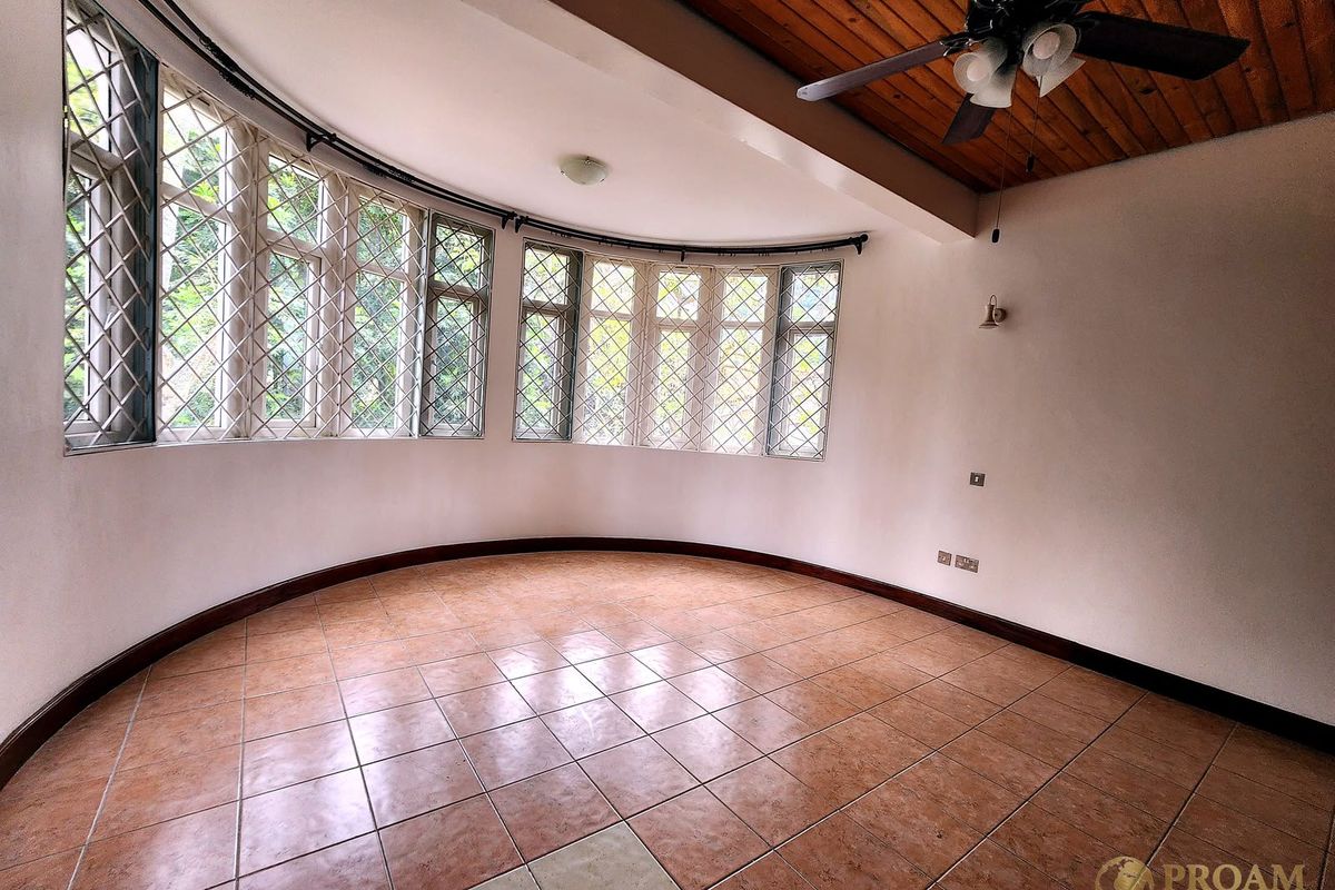 EXECUTIVE RESIDENCE TO LET | ROSSLYN LONE TREE