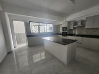 3-bedroom open plan apartment for rent at Westlands. 220sqm, 2 en-suite, balcony, pool, gym. KES 225,000/mo - Image 2