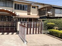 4 Bedroom Old-School Maisonette for Sale in Woodley Court, Near Toi Market – Peaceful Living in the Heart of Woodley - Image 18
