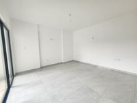 3-bedroom apartment for rent at Westlands. 200sqm, Karura Forest views, granite kitchen, pool, gym. KES 215,000/mo - Image 3