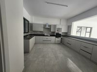 3-bedroom apartment for rent at Westlands. 200sqm, Karura Forest views, granite kitchen, pool, gym. KES 215,000/mo - Image 9