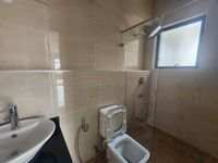 3-bedroom apartment for rent at Westlands. 200sqm, Karura Forest views, granite kitchen, pool, gym. KES 215,000/mo - Image 20