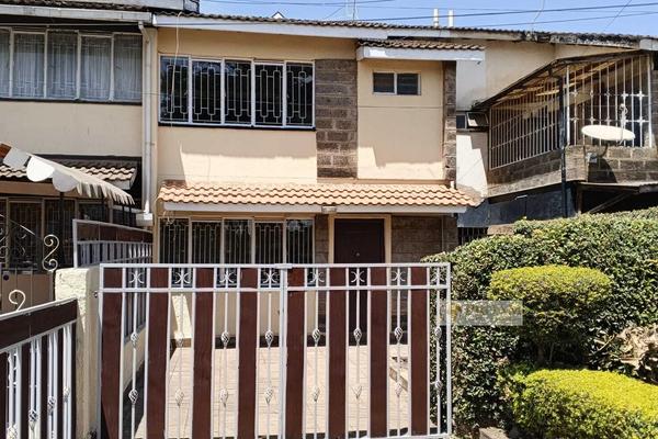 4 Bedroom Old-School Maisonette for Sale in Woodley Court, Near Toi Market – Peaceful Living in the Heart of Woodley
