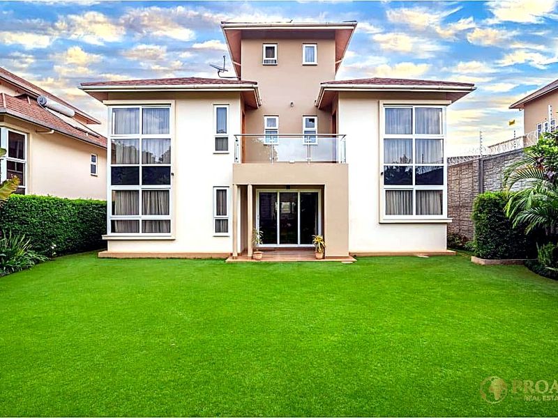 4 BEDROOM LUXURY VILLA FOR RENT β IGUTA PARADISE, RUNDA Rent: $ 3,500 per month