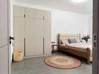 Modern Sophistication: Stylish 2-Bedroom Executive Sanctuary with DSQ - Image 2