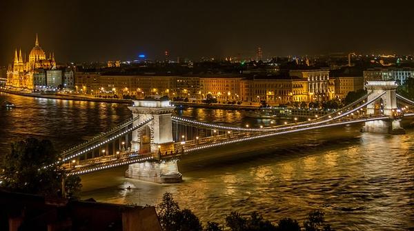Niskie koszty wynajmu autokaru do Budapesztu