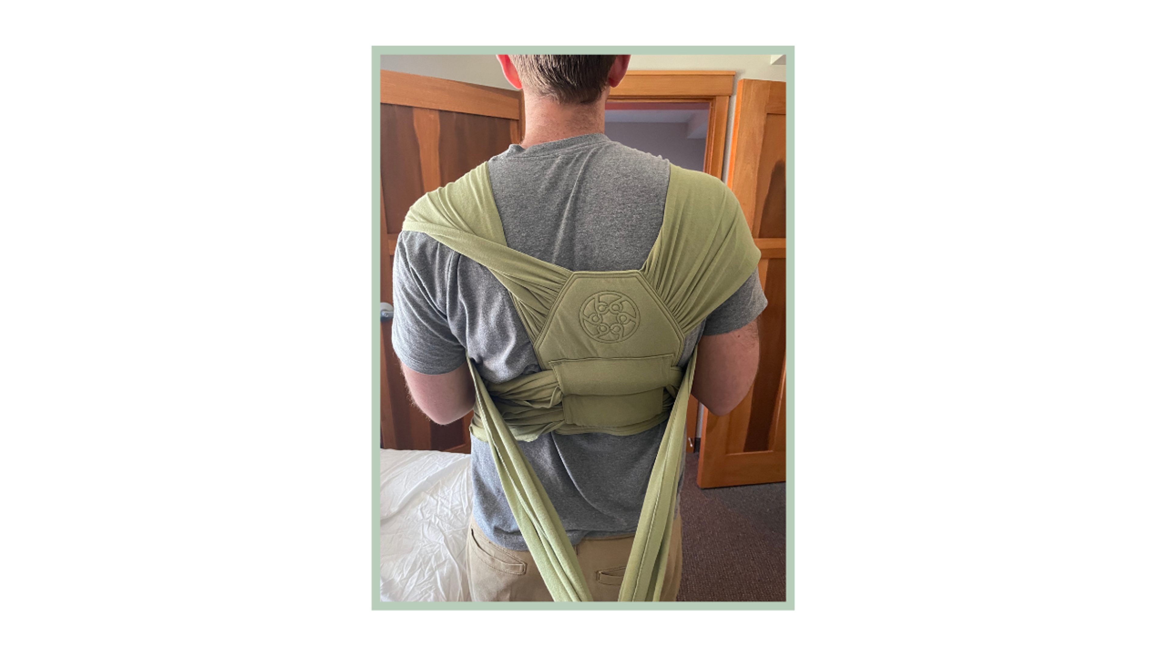 The LILLEbaby dragonfly wrap