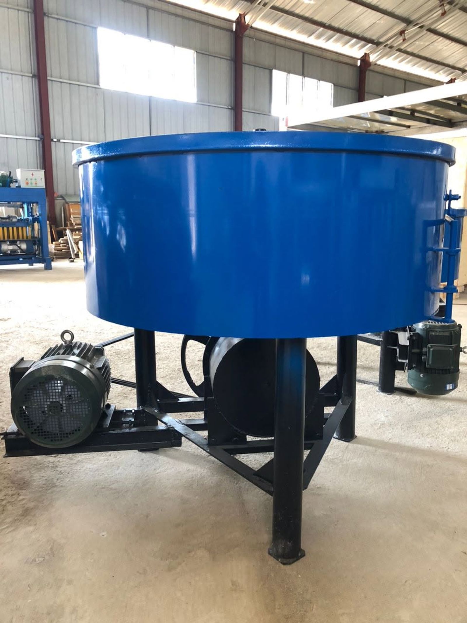 Pan Mixers