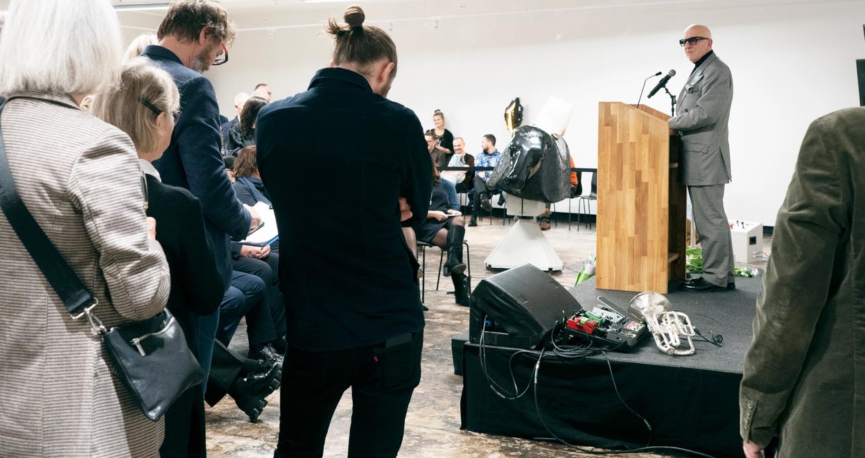 Kjell Erik Killi Olsen giving a speech at the opening of K-U-K, museum for young art.