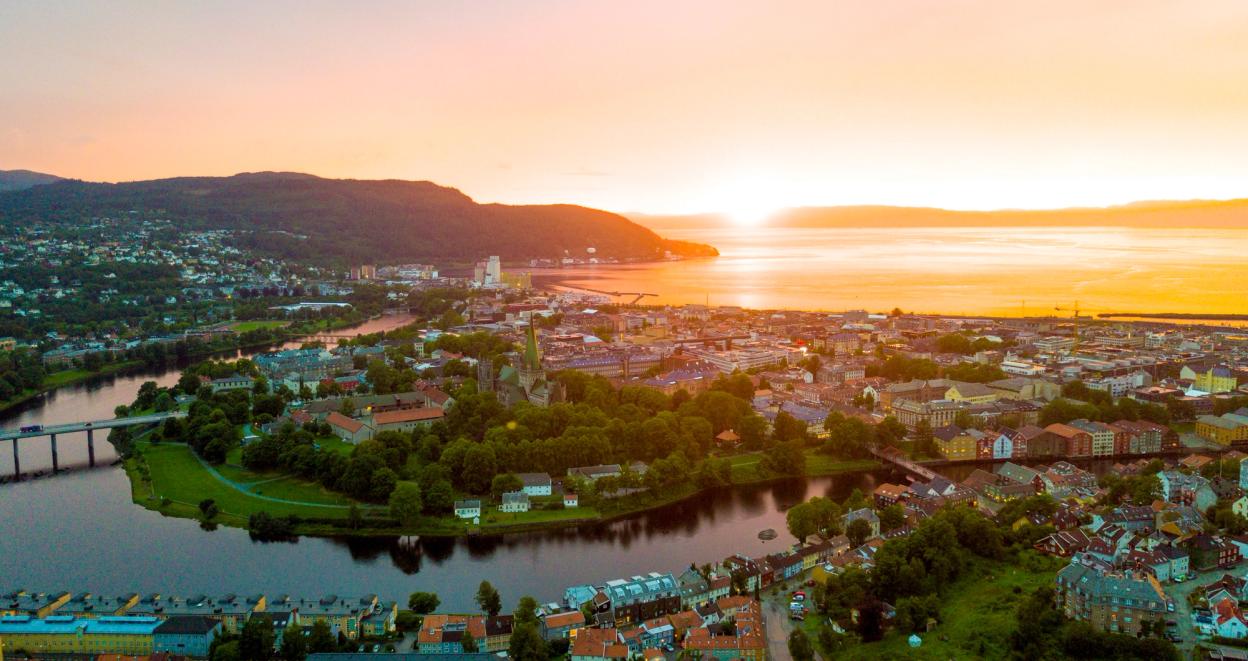Trondheim downton at sundown