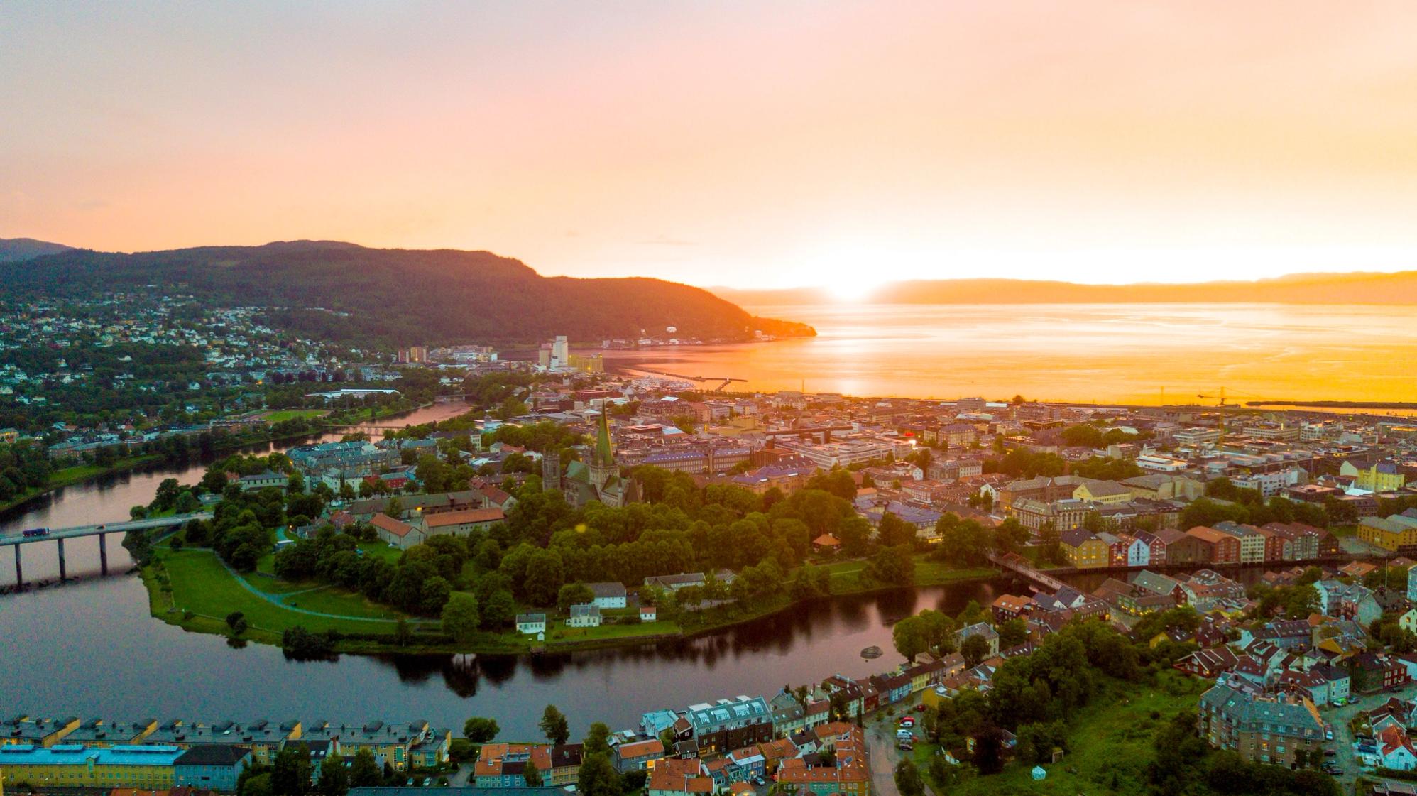 Trondheim downton at sundown