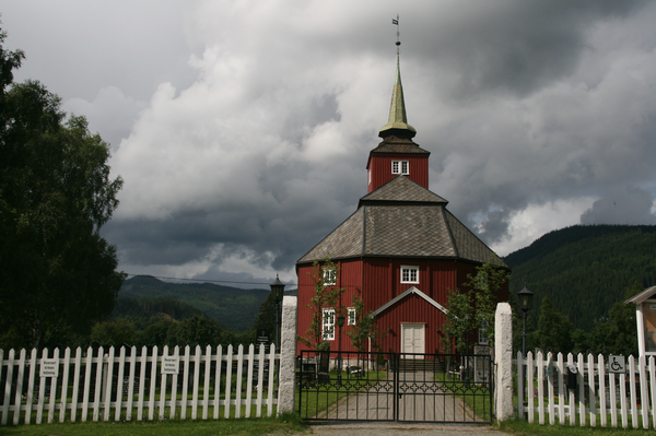 Støren Kirke