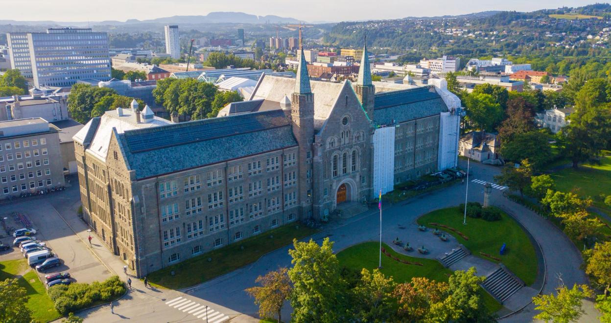 NTNU Gløshaugen main building