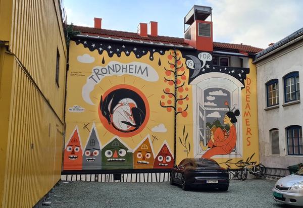 Street Art "Trondheim is for dreamers" near Brattørgata