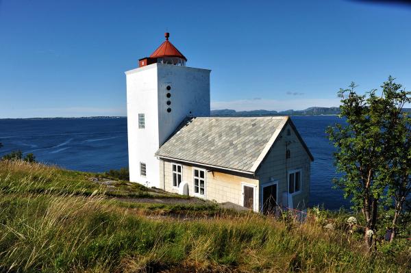 Agdenes Lighthouse by the edges of the Trondheim fjord