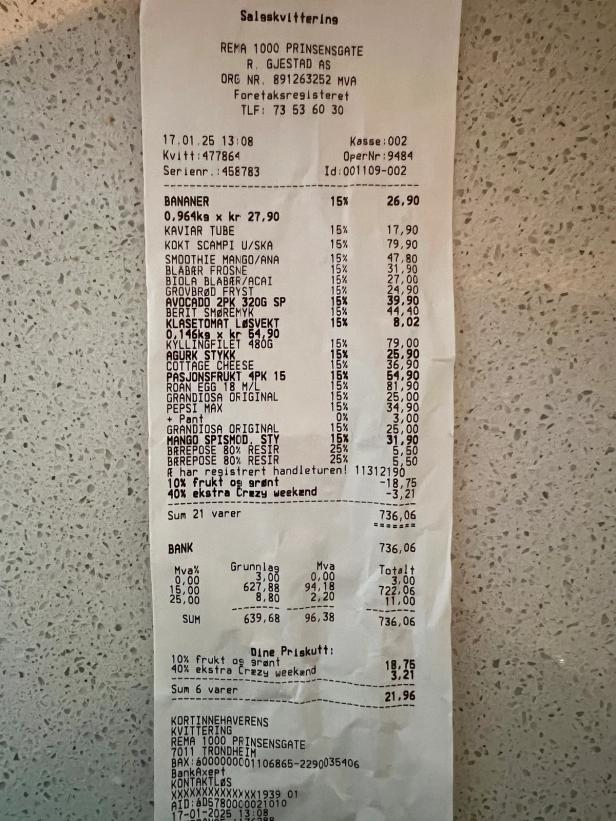 A close-up photo of a grocery receipt from Rema 1000, dated January 17th, listing various items like bananas, caviar tube, yogurt, smoothies, and drinks. Total: 736.06 NOK.