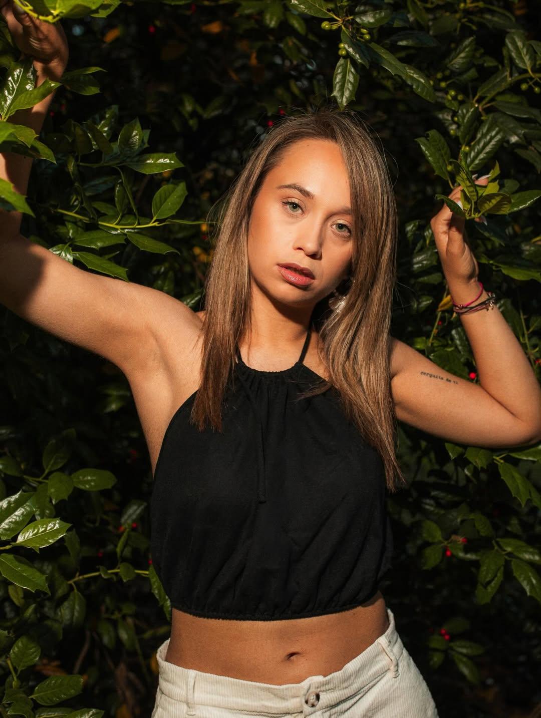 Članica Mood Media tima, Lamia, predstavila novi singl: Ponosni smo!