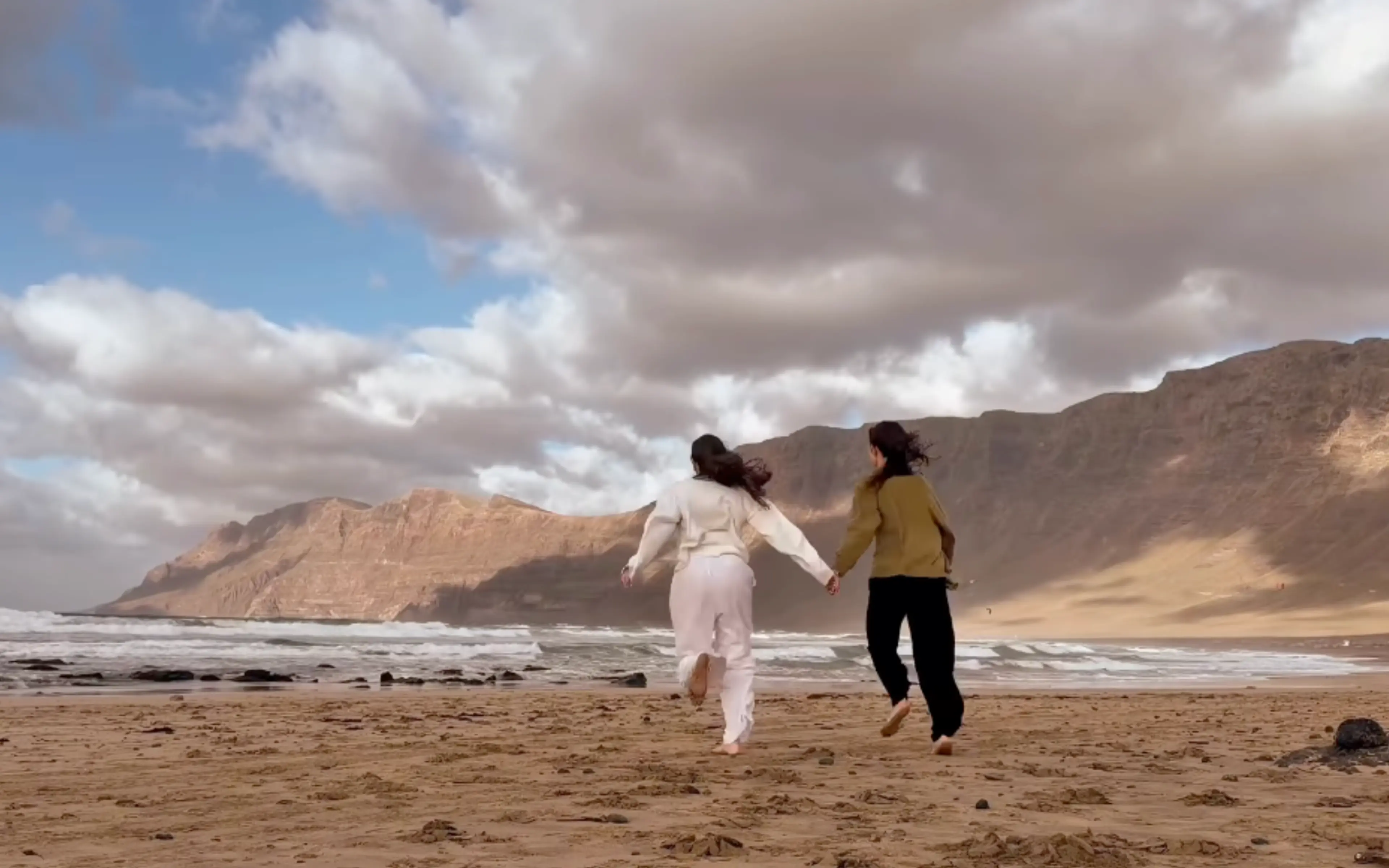 Zašto barem jednom u životu moraš otići na put s najboljom frendicom? Savjeti by Laura Bakin