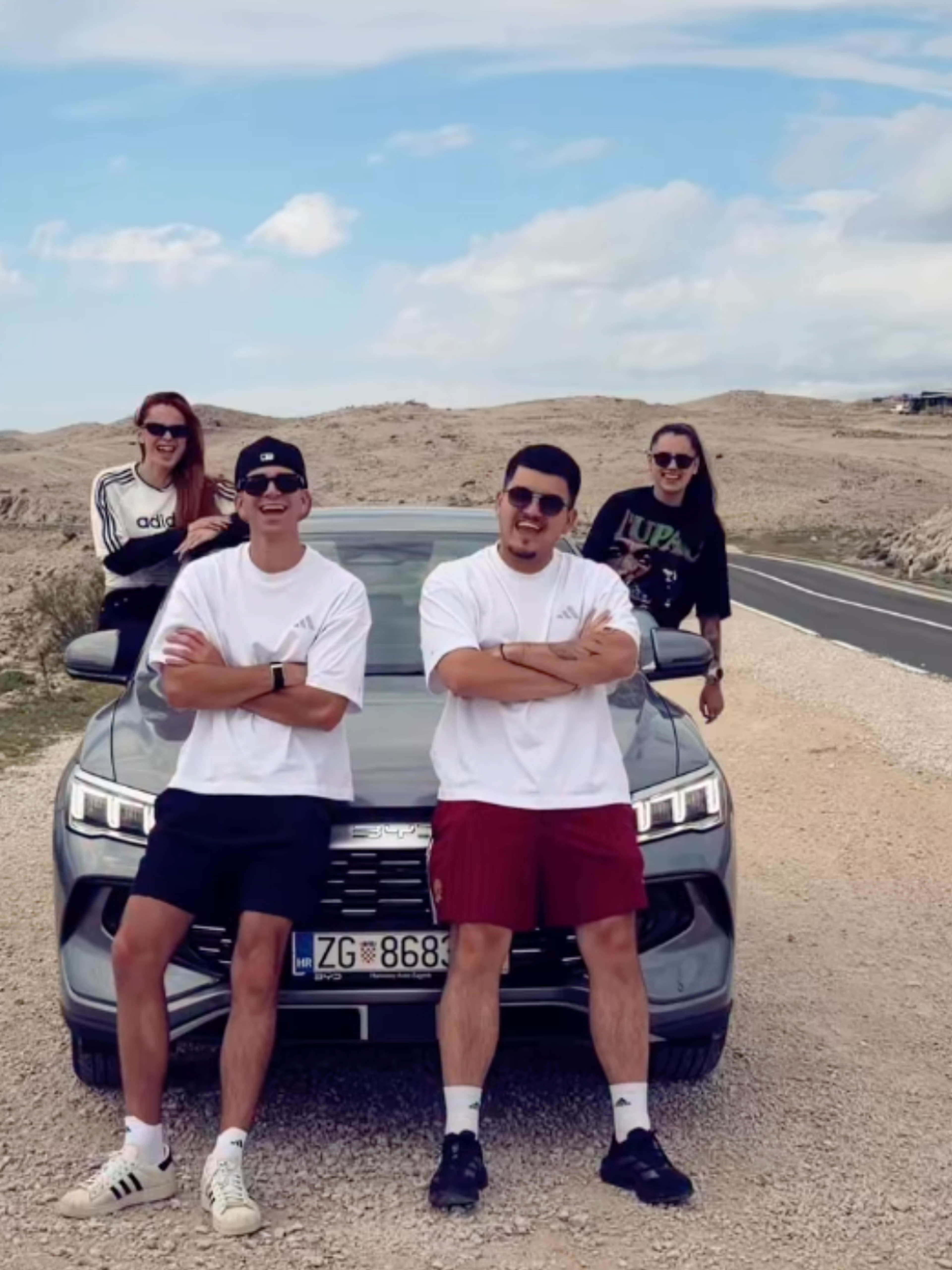 O ne, legendarna četvorka je napravila spot zbog kojeg želimo dati otkaz i pobjeći na dugo putovanje s ekipom!