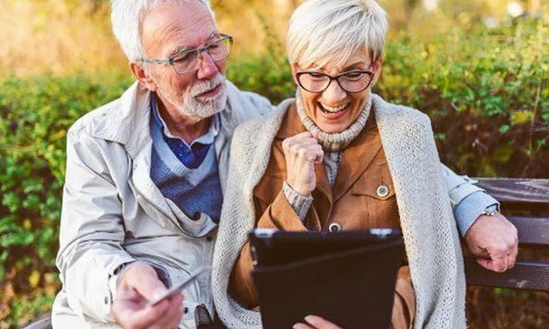 4 Reasons You Should Be Working with a Financial Advisor Right Now