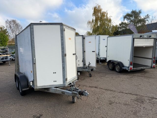 IWT BV 85 (ROLLER SHUTTER DOOR) 