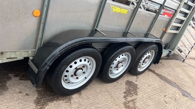 IWT TA 5 14' X 5' Livestock 