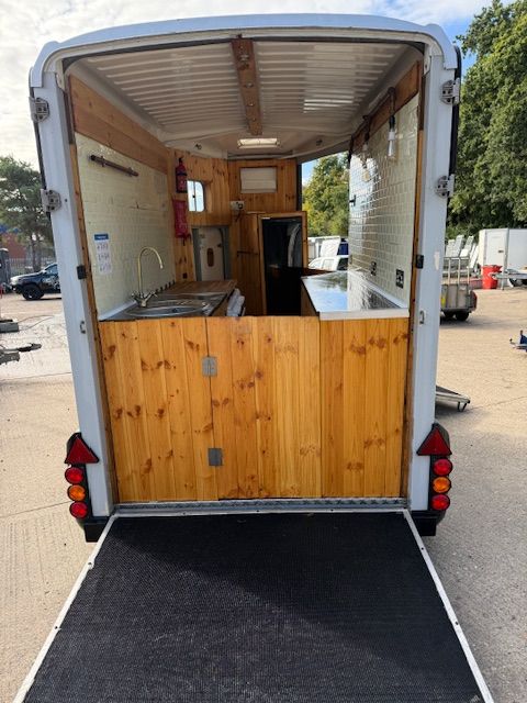 IWT HB 506 CATERING UNIT 