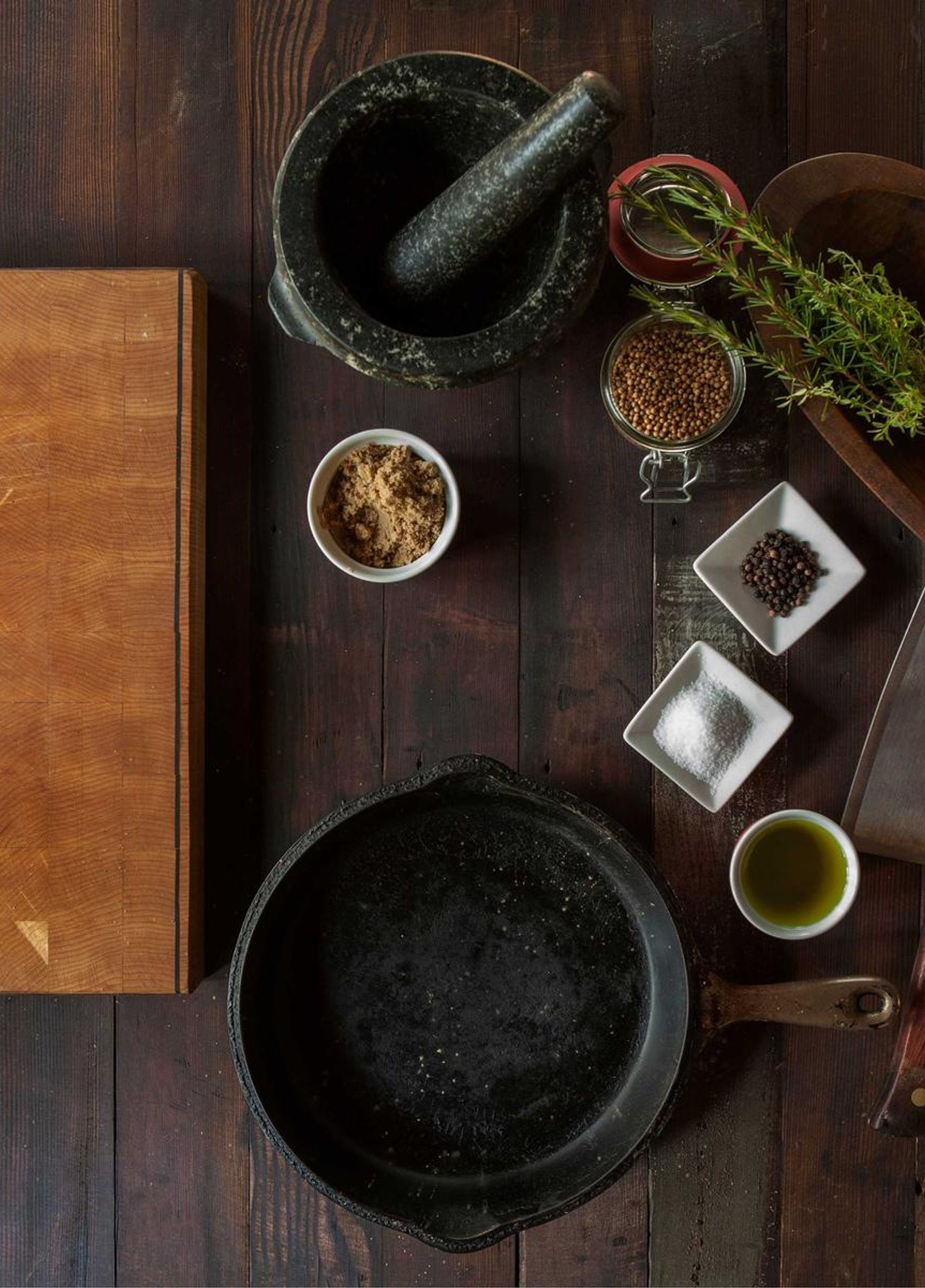 Volunteers sorting food donations at a warehouse