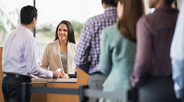 Capacitación en técnicas de ventas para promotores de escuelas