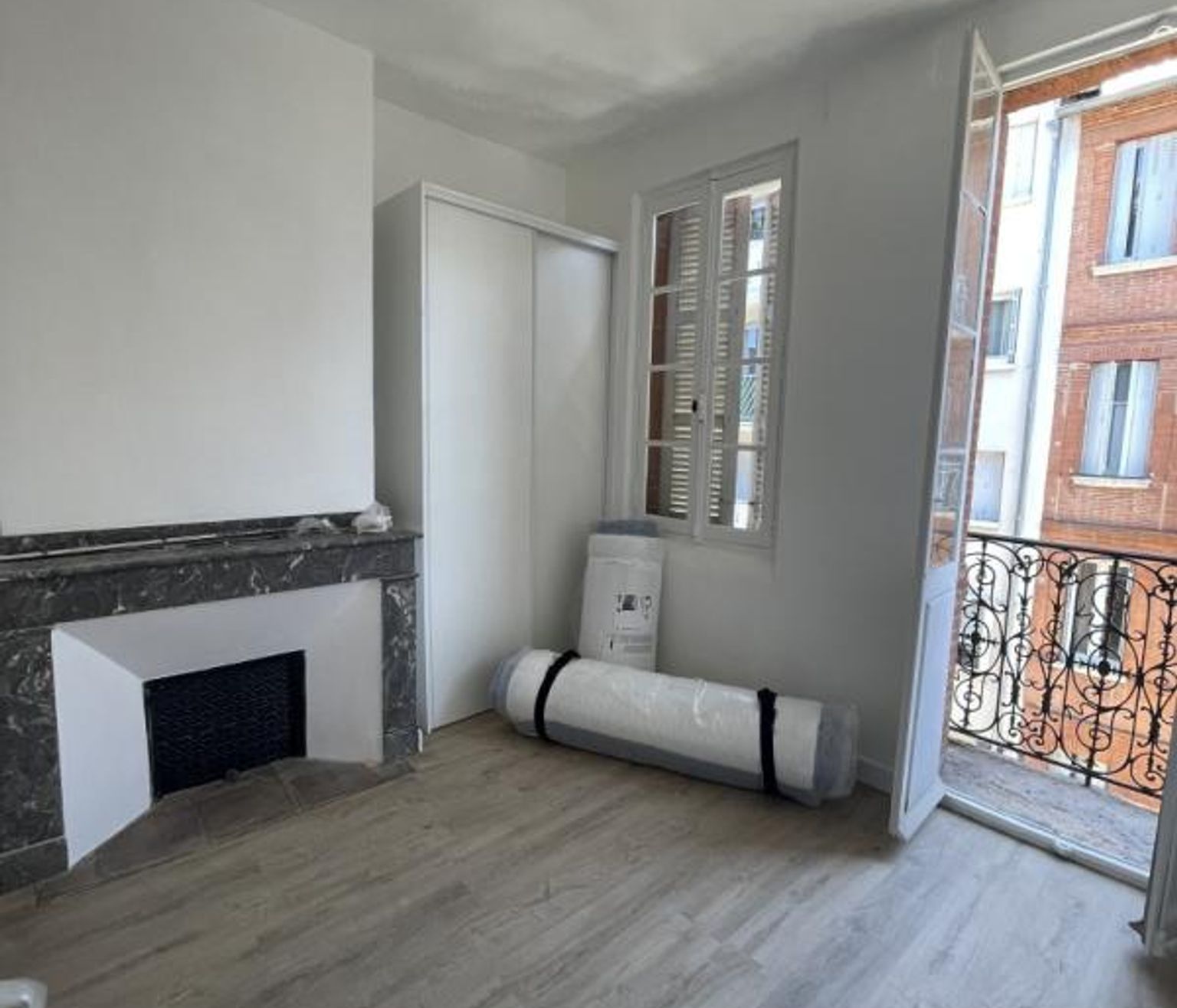 Location magnifique T3 quartier chalets avec très grande terrasse