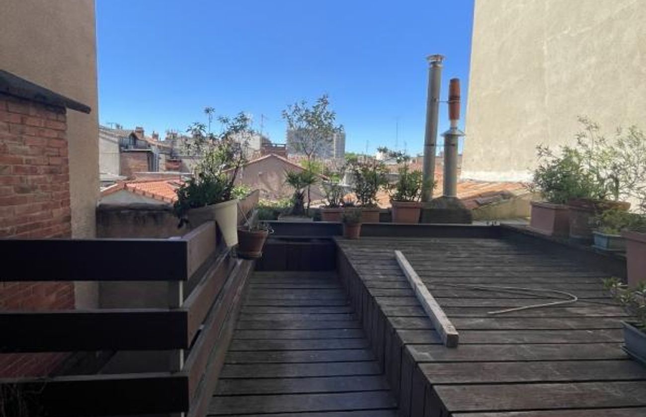 Location magnifique T3 quartier chalets avec très grande terrasse