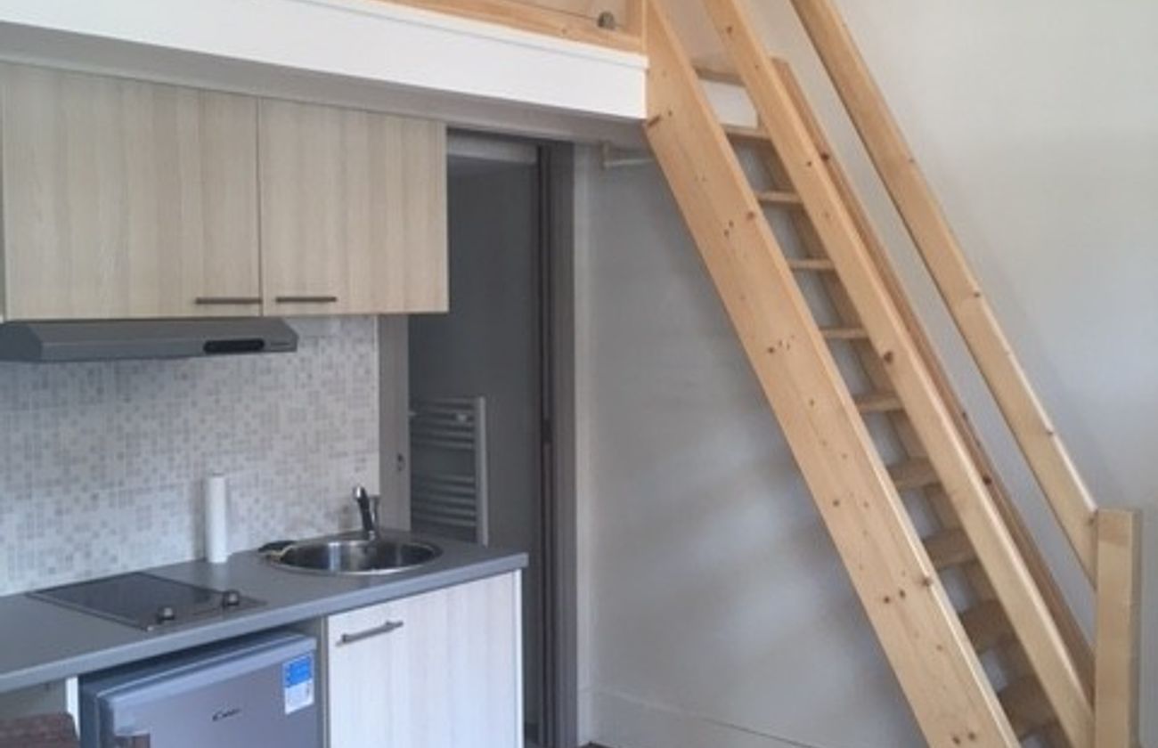 Location T1 de 12.69 m² avec mezzanine Capitole proche UT1