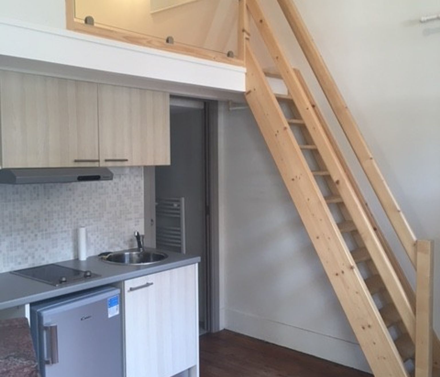 Location T1 de 12.69 m² avec mezzanine Capitole proche UT1