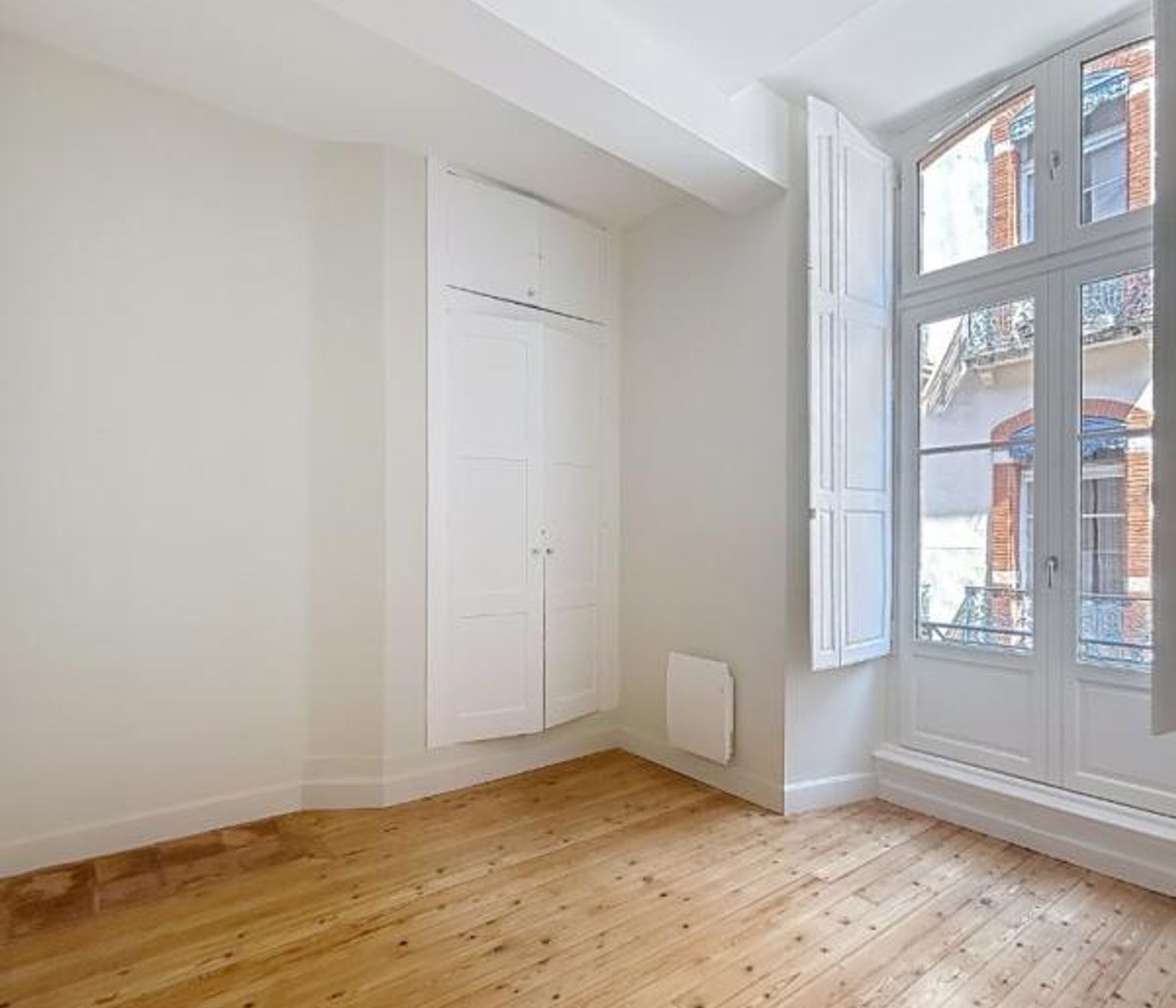 Location magnifique T4 neuf ( 95.10 m² ) quartier Carmes