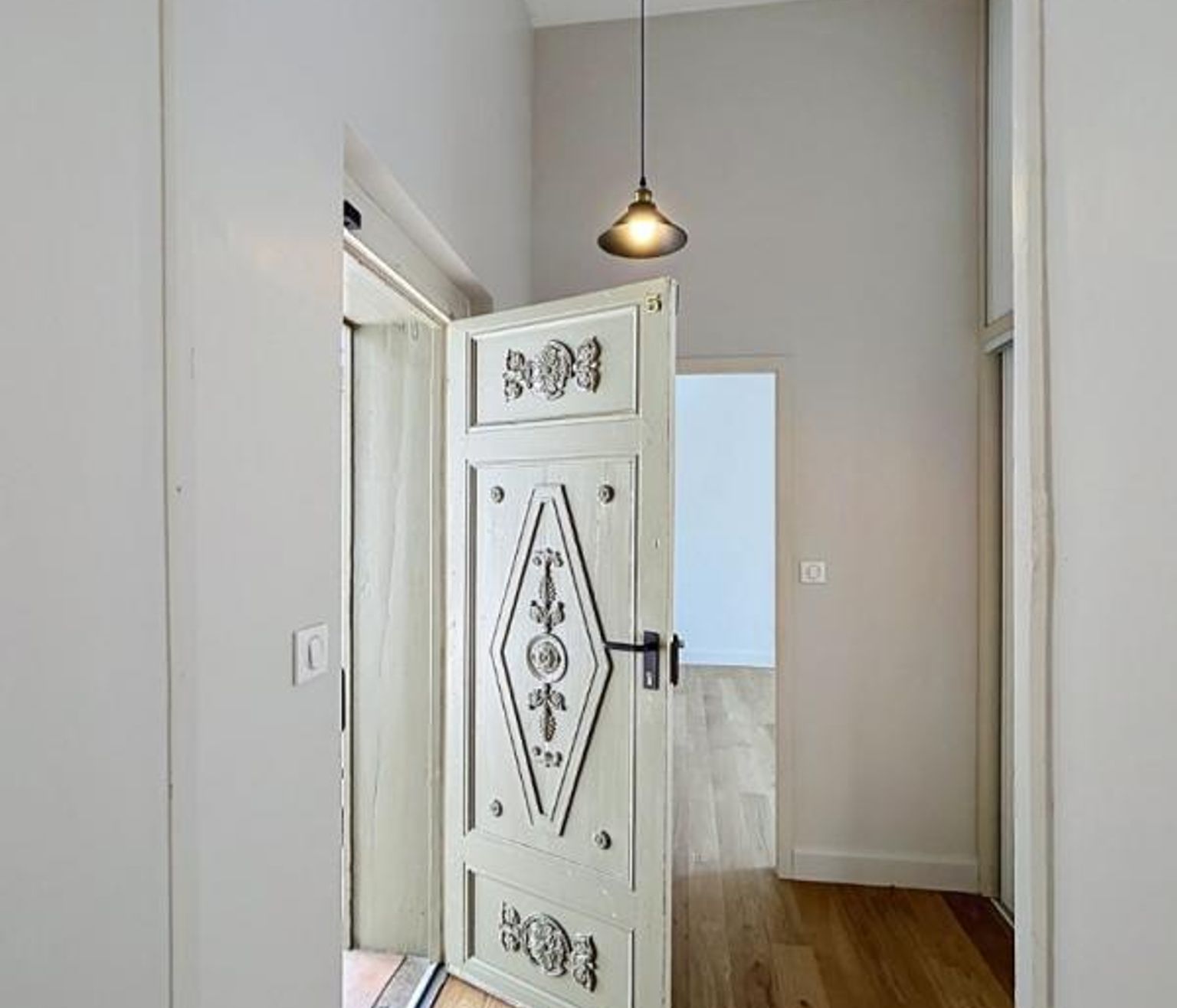 Location Magnifique T5 de 138 m² en duplex Quartier St Georges