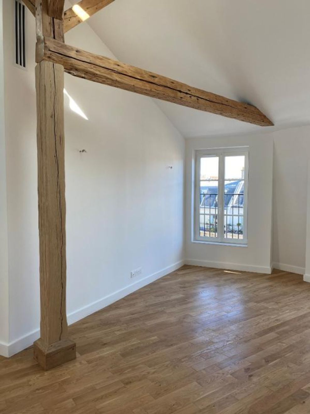 T3 non meublé 71m², rue de Rennes - Paris (6)