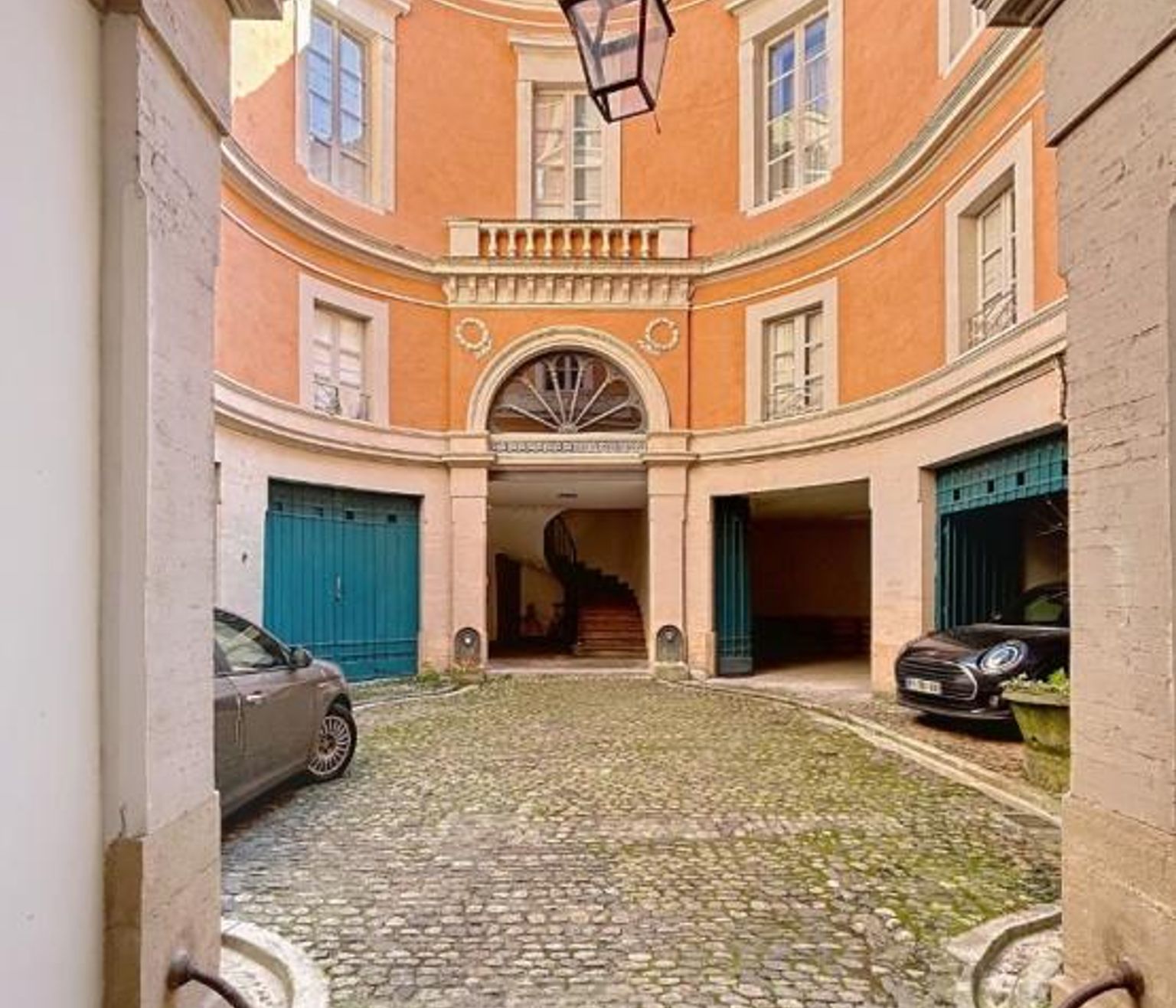 Bureaux à louer 208 m² - Toulouse Saint Georges