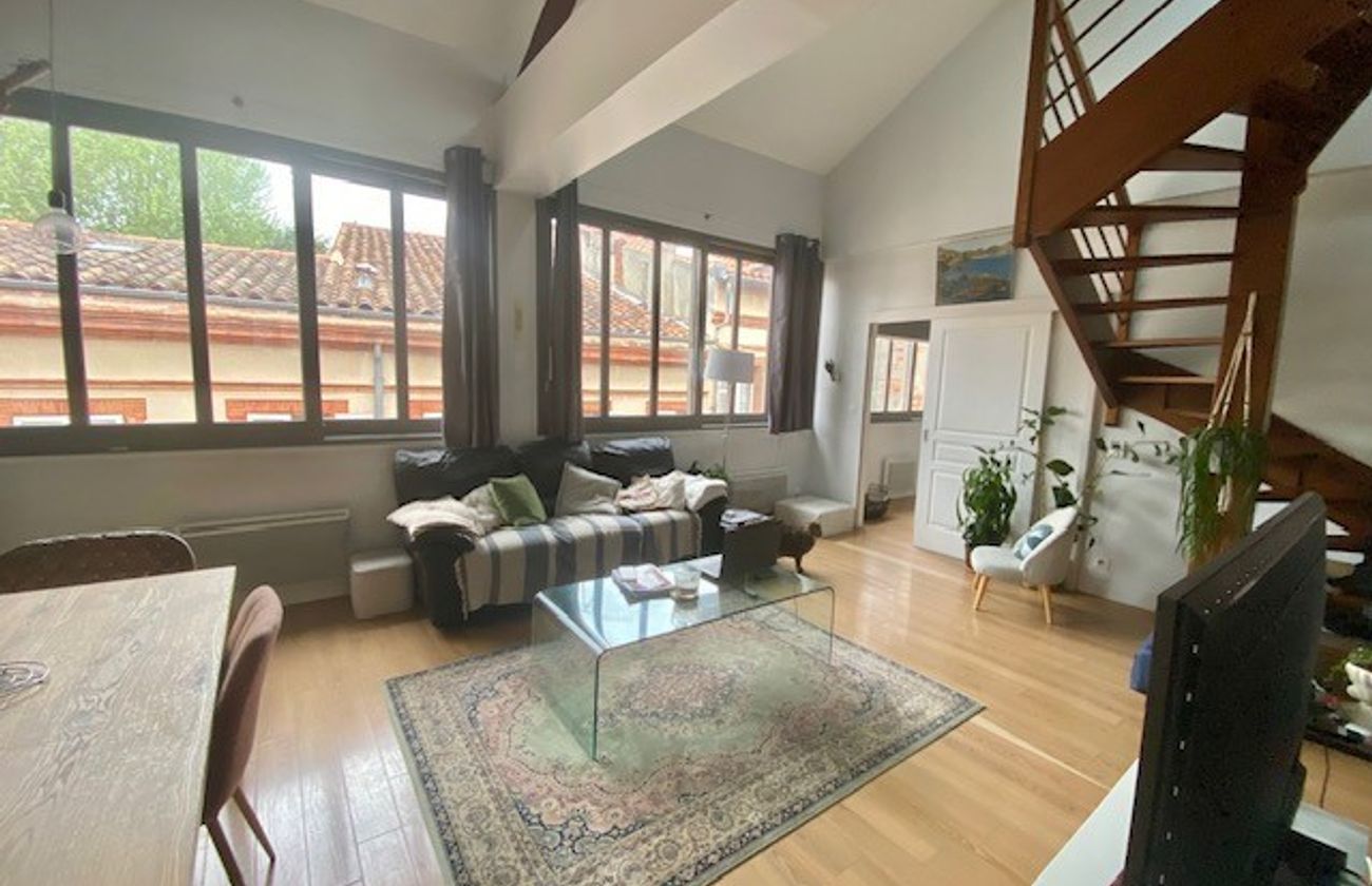 Location T4 duplex Capitole 79.42 m² ( colocations acceptées )