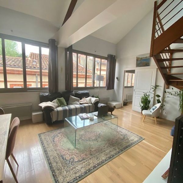 Location T4 duplex Capitole 79.42 m² ( colocations acceptées )