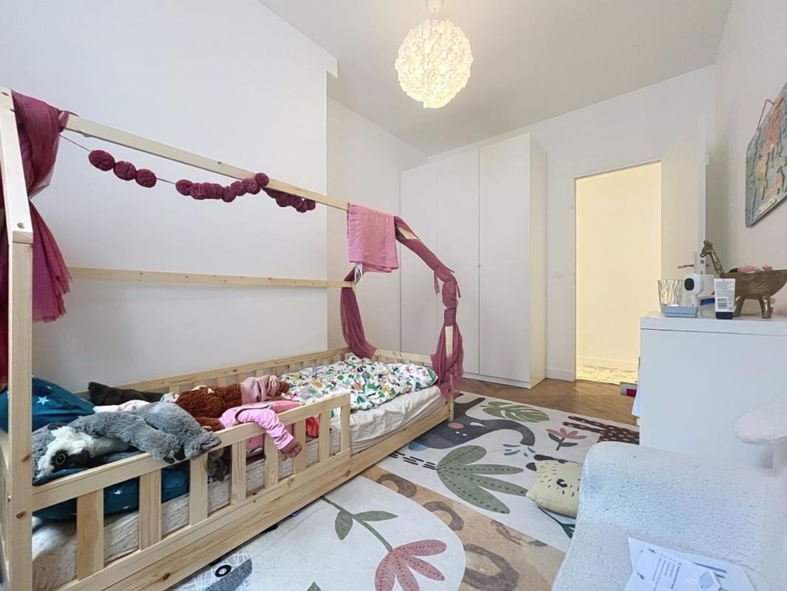 Appartement T5 non meublé - rue de Rennes - Paris (6)