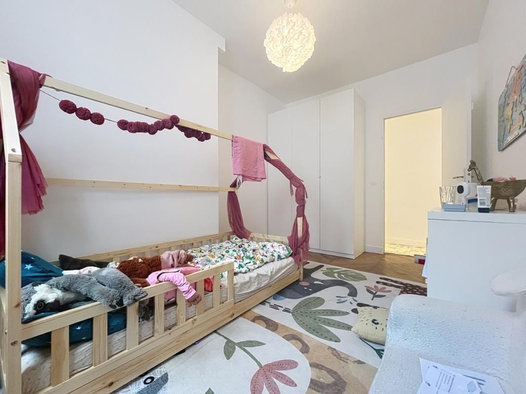 Appartement T5 non meublé - rue de Rennes - Paris (6)