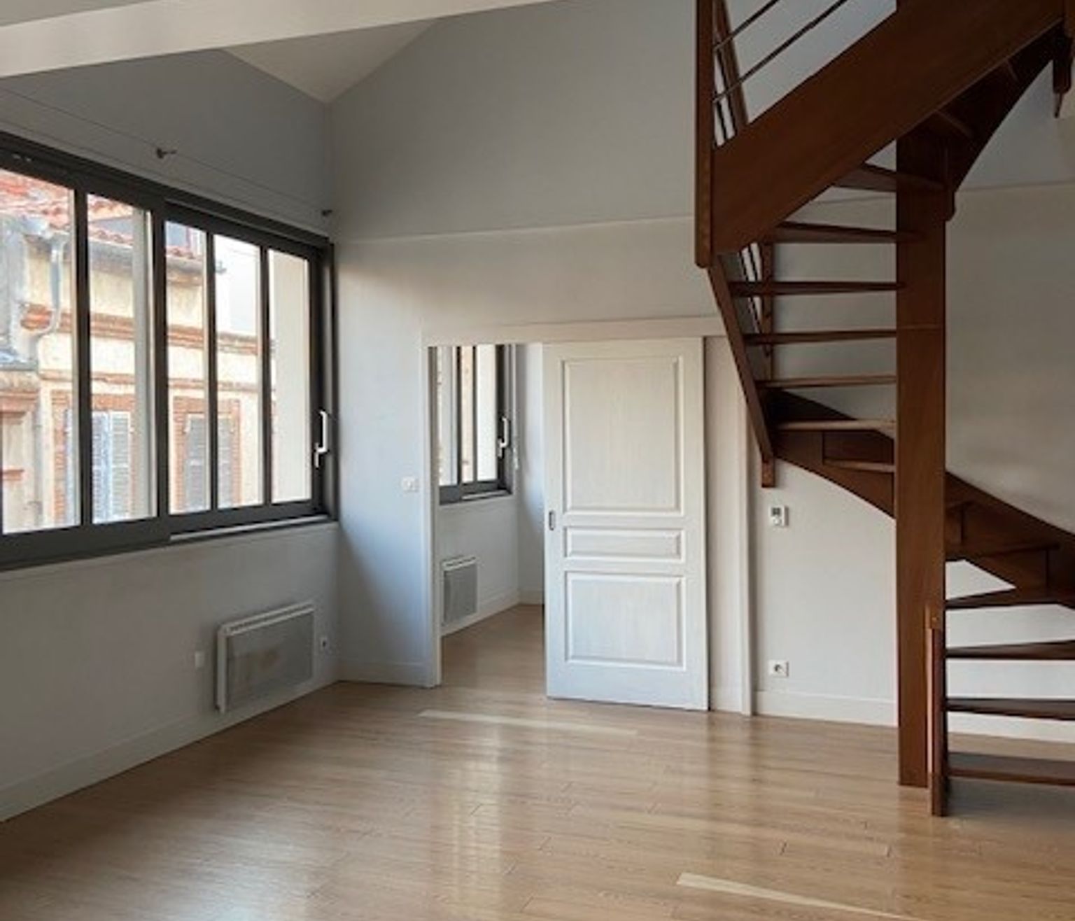 Location T4 duplex Capitole 79.42 m² ( colocations acceptées )