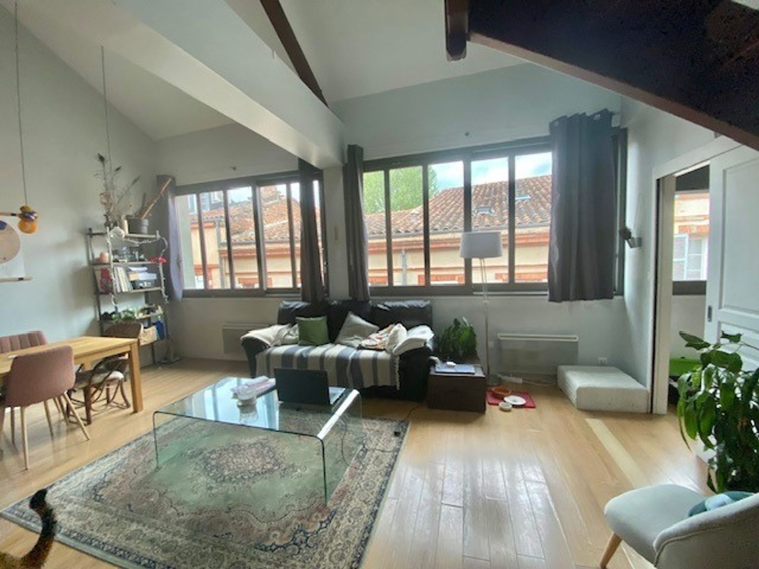 Location T4 duplex Capitole 79.42 m²  ( colocations acceptées )