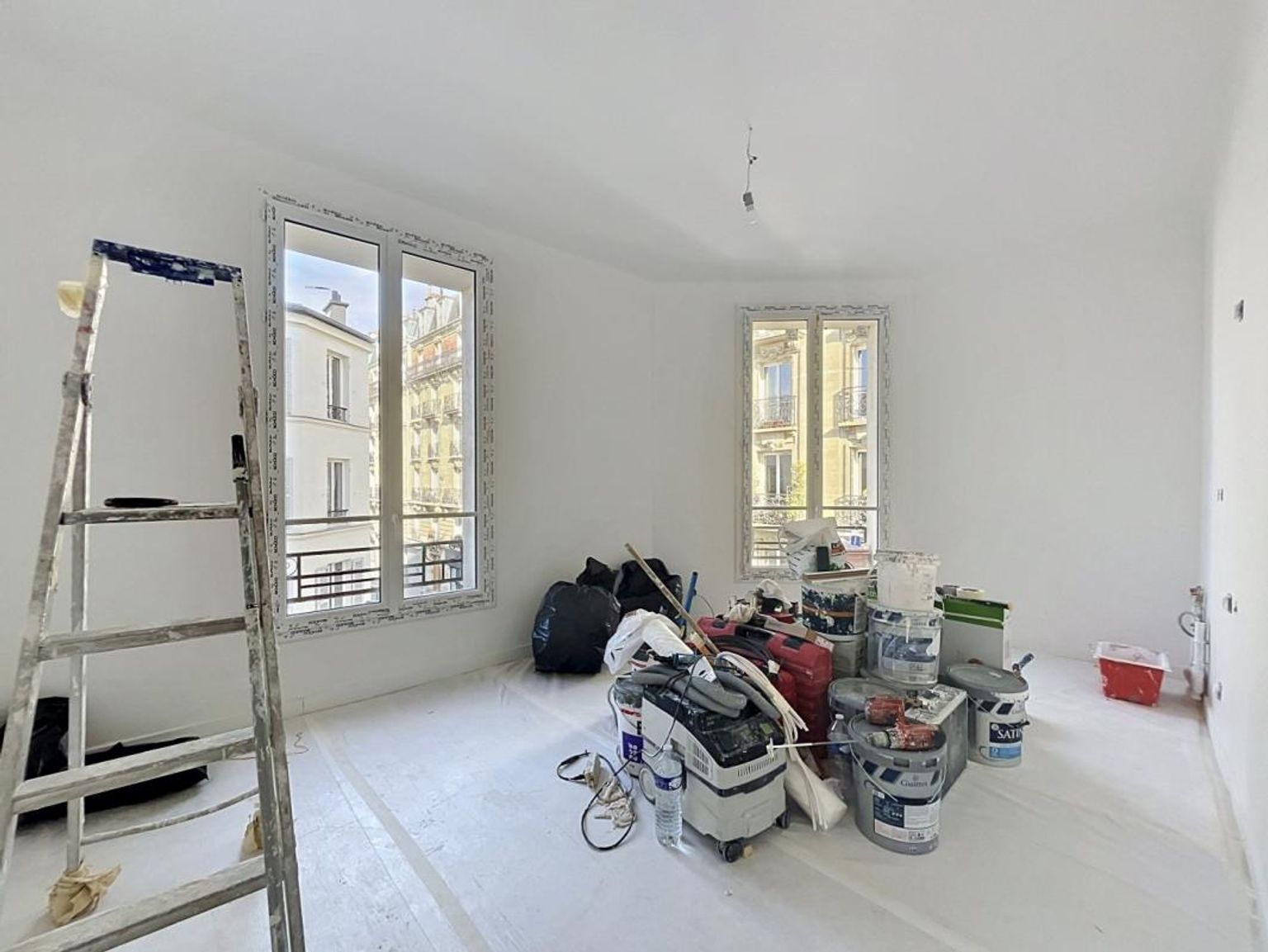 STUDIO 18m², non meublé, rue Blomet - Paris (15)