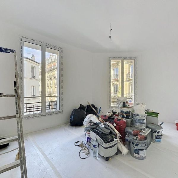 STUDIO 18m², non meublé, rue Blomet - Paris (15)